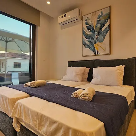 Oasis Luxury