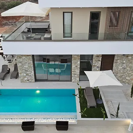 Oasis Luxury Agia Napa