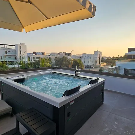 Oasis Luxury