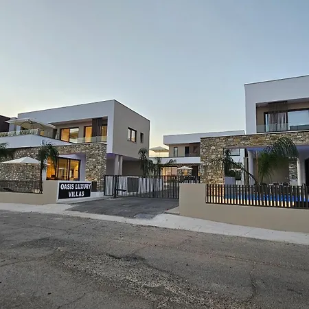 Oasis Luxury