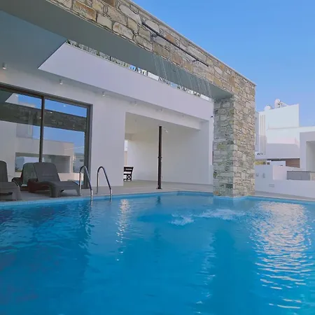 Oasis Luxury Villa *
