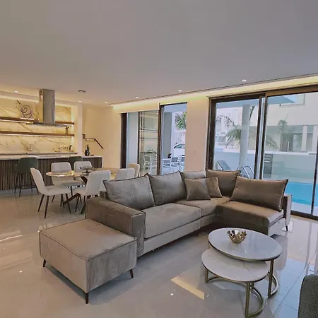 Oasis Luxury Agia Napa